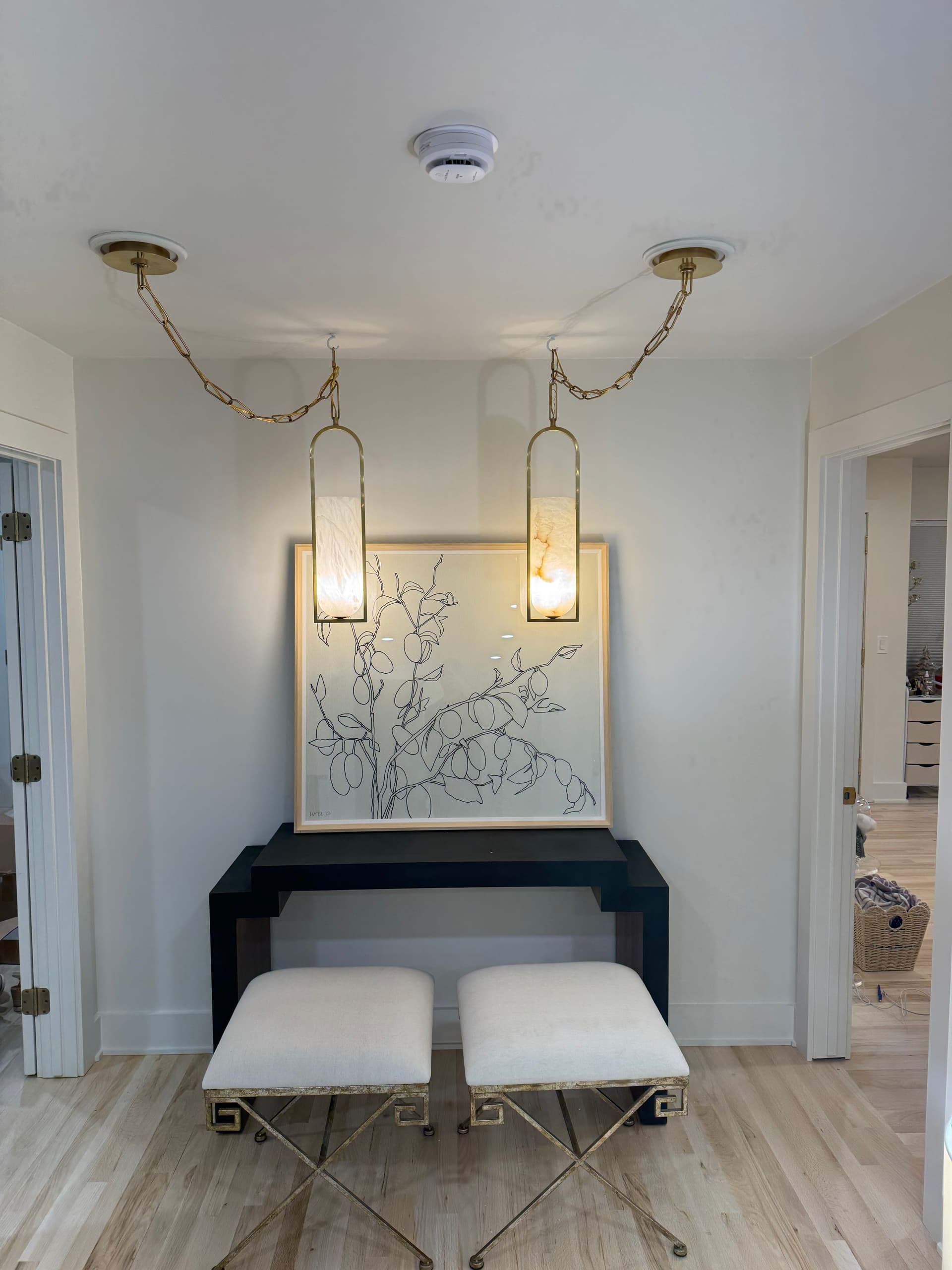 Gallery photos for Pendant Lighting Installation for a Stylish Home Touch: Image #2