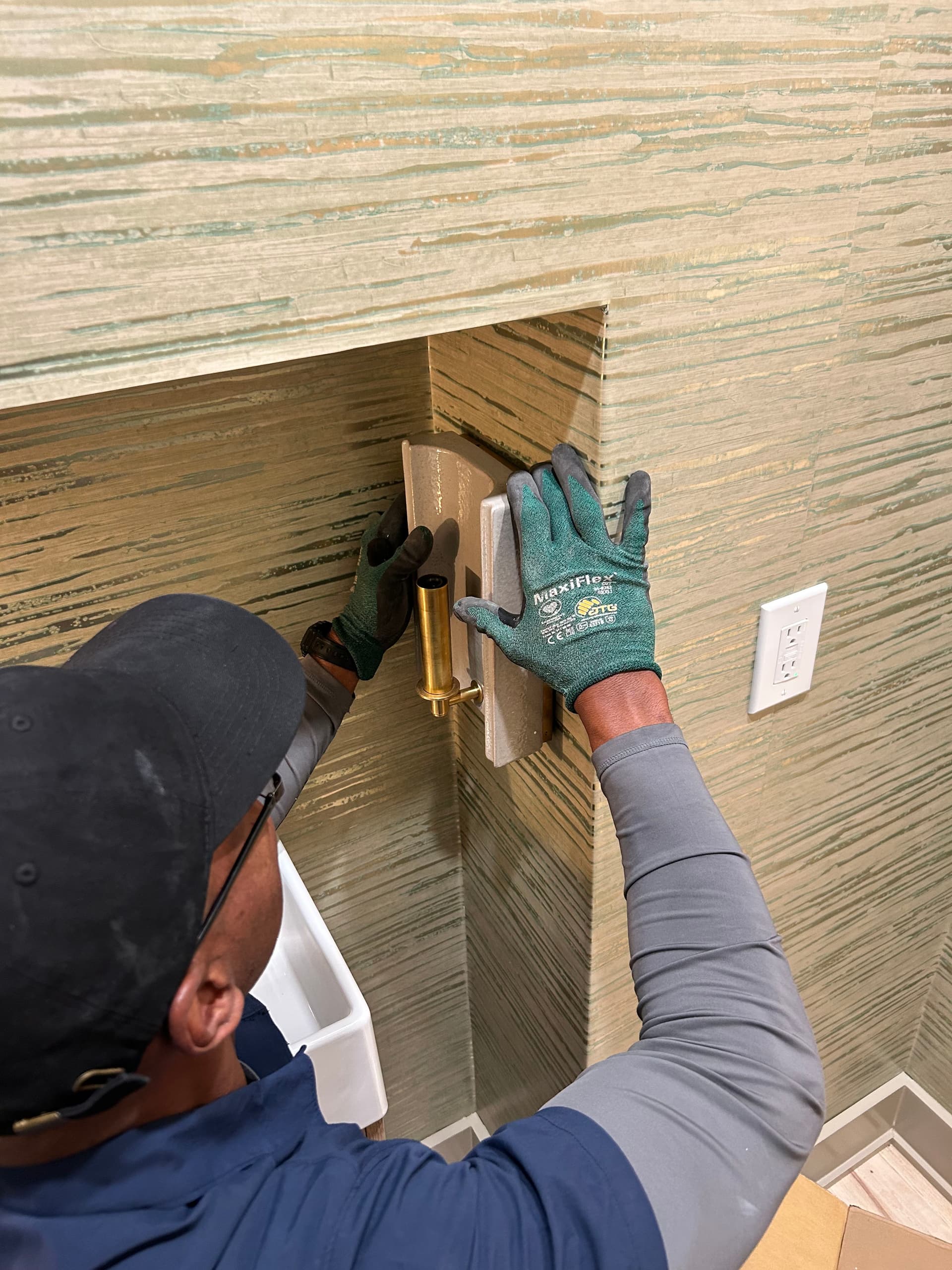 Gallery photos for Elevate Your Bathroom Ambience with New Lighting in Buckhead: Image #1